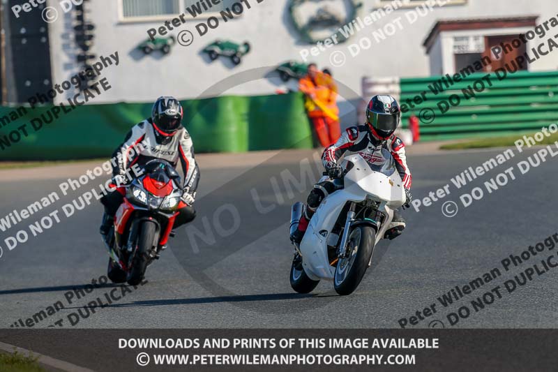 PJM Wedding Photography;enduro digital images;event digital images;eventdigitalimages;mallory park;mallory park photographs;mallory park trackday;mallory park trackday photographs;no limits trackdays;peter wileman photography;racing digital images;trackday digital images;trackday photos